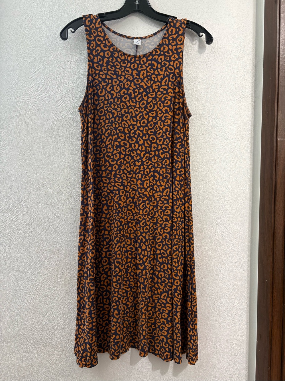 Old Navy Sleeveless Orange and Blue Leopard-Print Midi Dress
